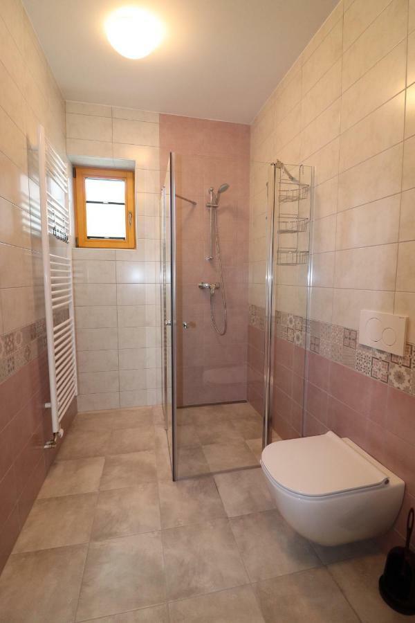 Apartments & Rooms Pr' Skalovc بوينج المظهر الخارجي الصورة