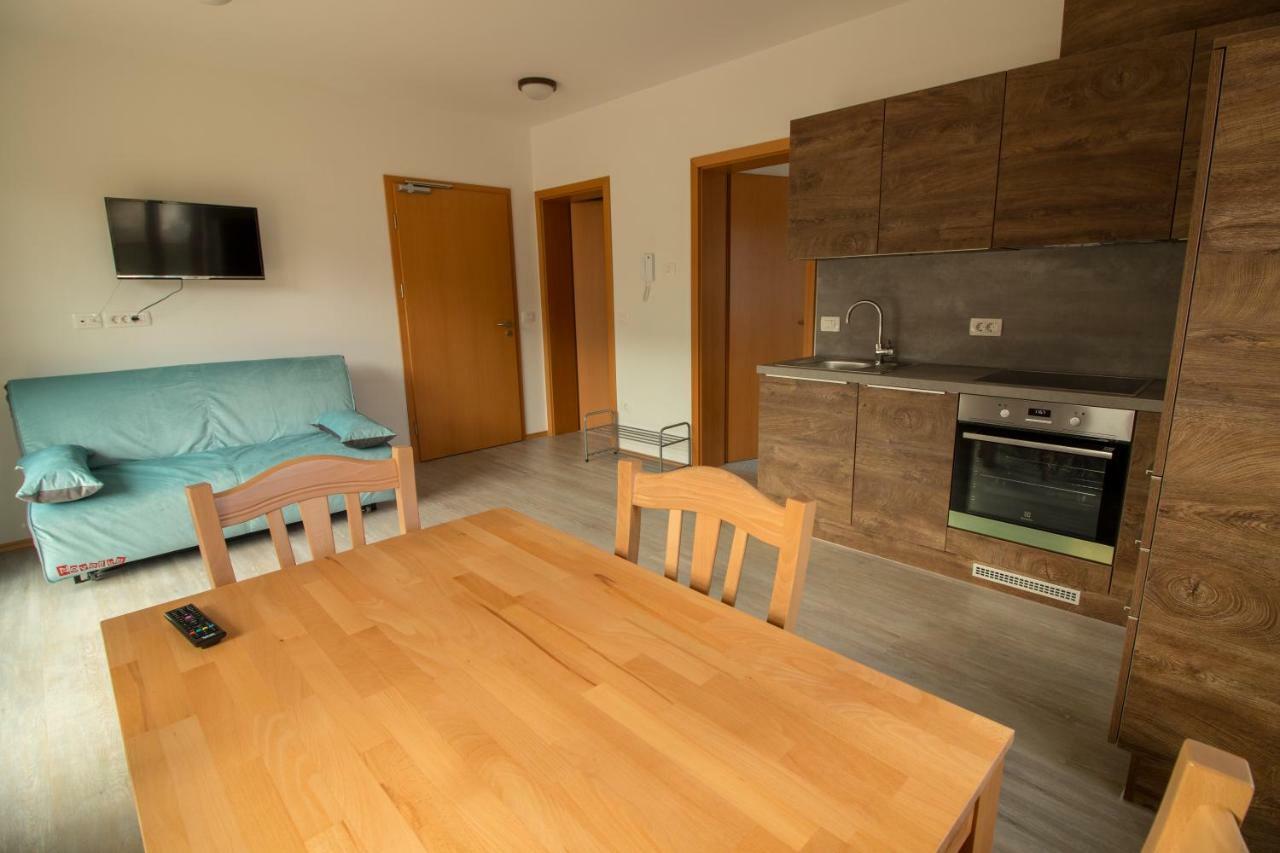 Apartments & Rooms Pr' Skalovc بوينج المظهر الخارجي الصورة